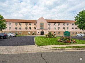 Building Photo - 701 Cranford Ave