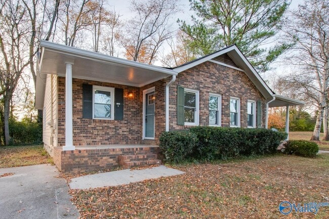 Building Photo - 2705 Wilson Dr NW