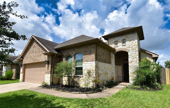 Foto del edificio - 5623 S Denham Ridge Ln