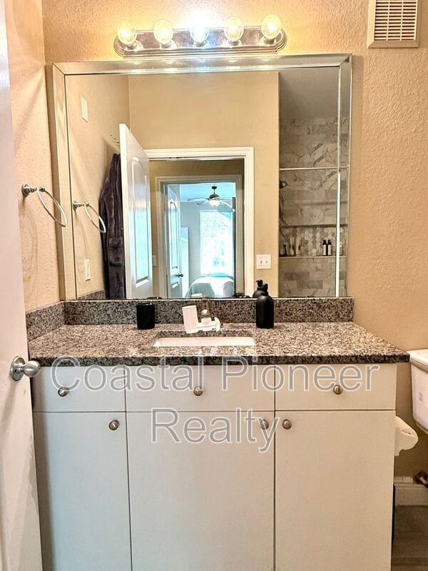 Foto del edificio - 4221 W Spruce St