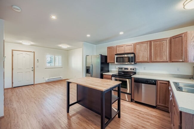 Building Photo - 3bd/1.5ba Snoqualmie Condo