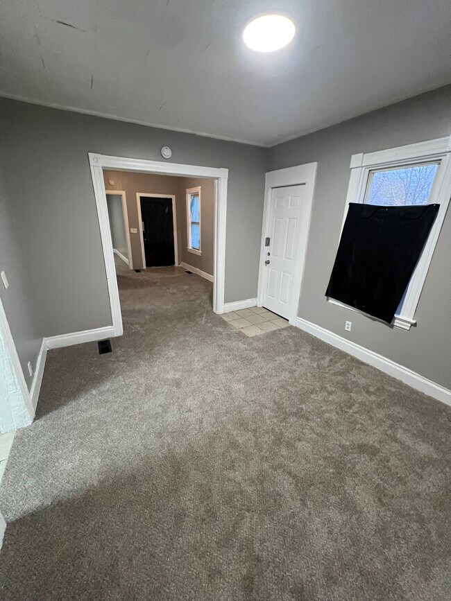 Comedor - 101 Superior St