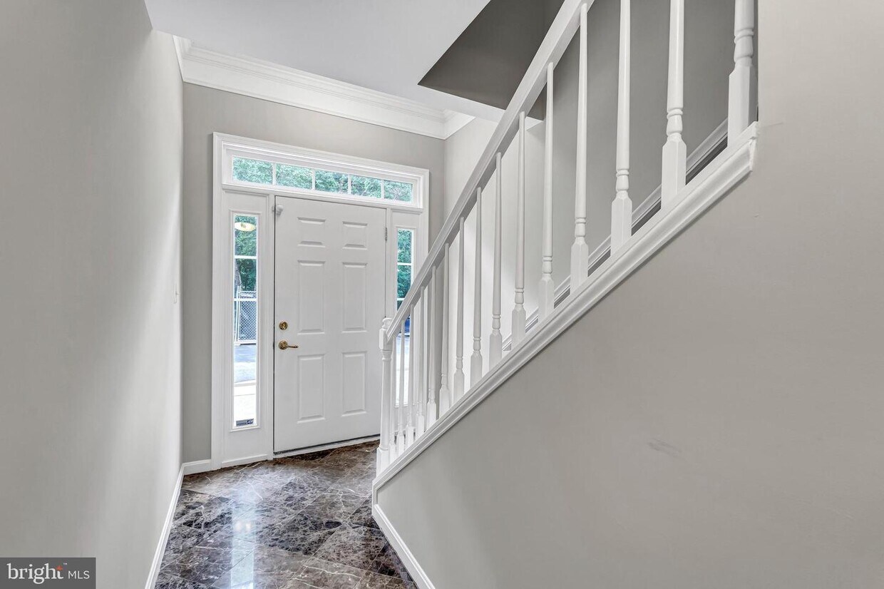 Primary Photo - 12160 Abington Hall Pl