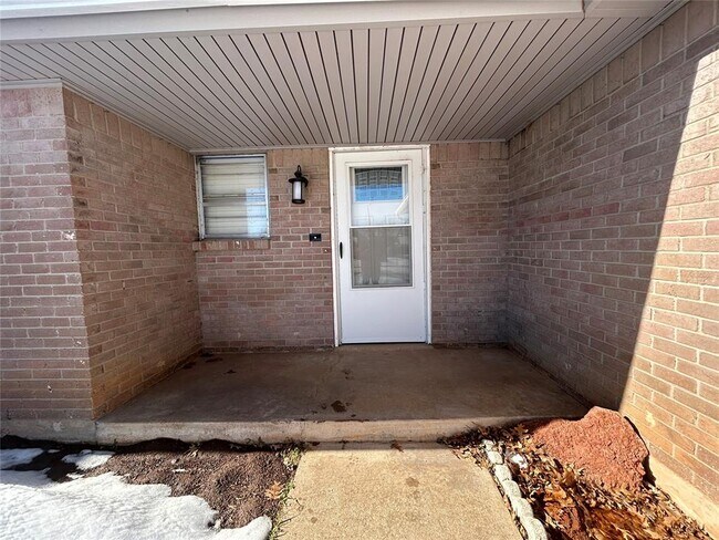 Building Photo - 8441 NW 92nd St