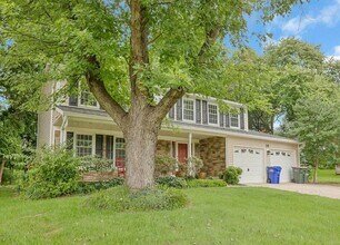 Building Photo - 18 Windmill Ct