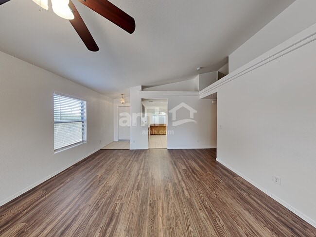 Building Photo - 14425 N 129th