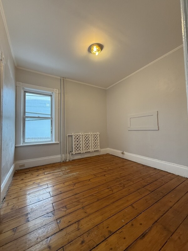 Building Photo - 526 Hamilton St