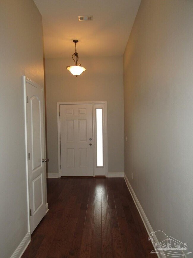 Building Photo - 8701 Rush Ln