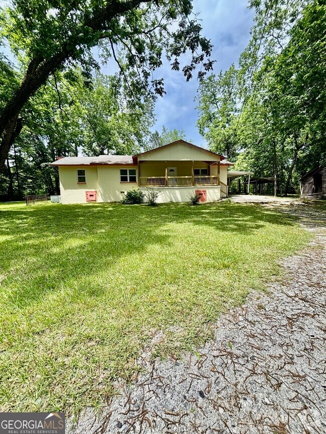 Building Photo - 481 Vega Rd