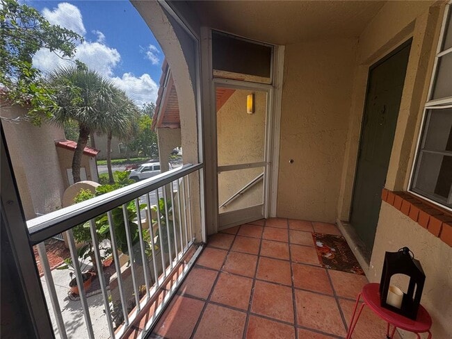 Foto del edificio - 334 SW 86th Ave