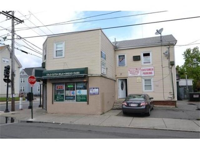 Primary Photo - 42-44 Bradford St