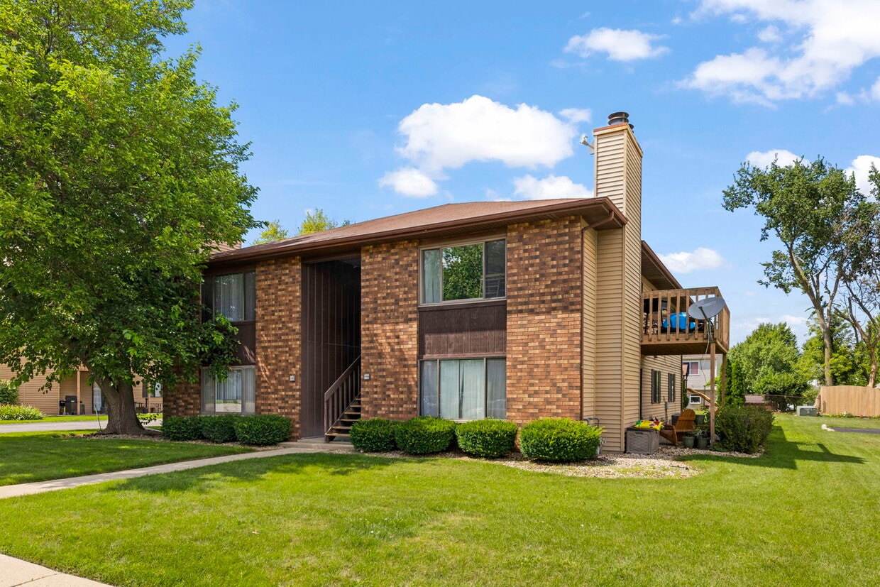 Primary Photo - 1122 Manchester Ct