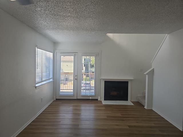 Building Photo - 3117 Sondra Dr