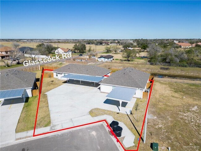Building Photo - 3405 E Zinnia Ave