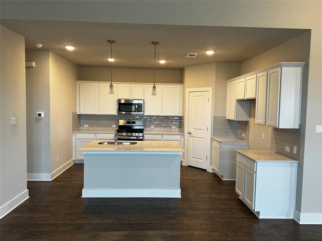 Foto del edificio - 322 Harvest Crk Dr