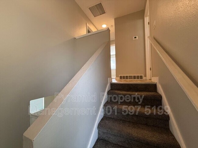 Foto del edificio - 680 E Malibu Dr