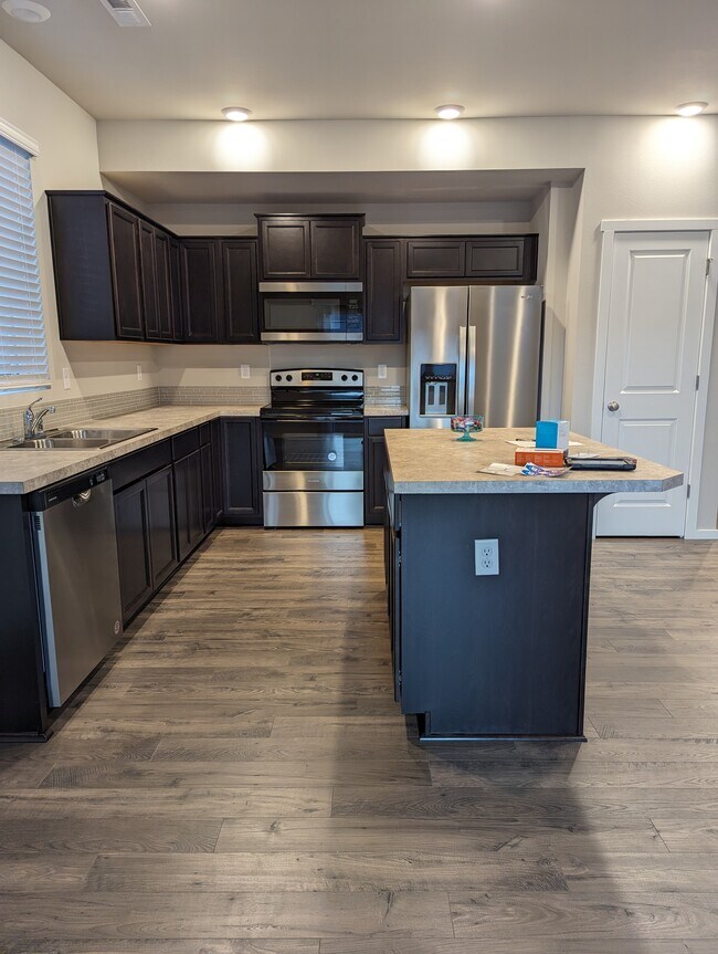 Foto del edificio - 18724 108th Ave Ct E