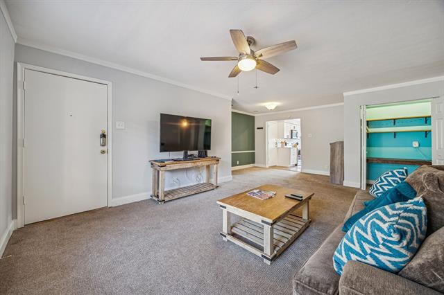 Foto del edificio - 10019 Regal Park Ln