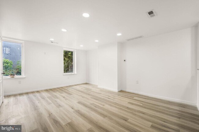 Building Photo - 1633 Germantown Ave