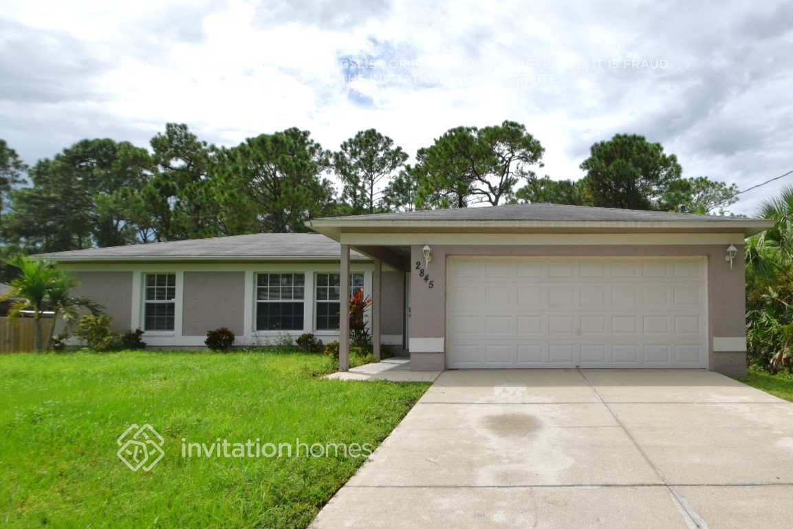 Foto principal - 2845 Dongola St