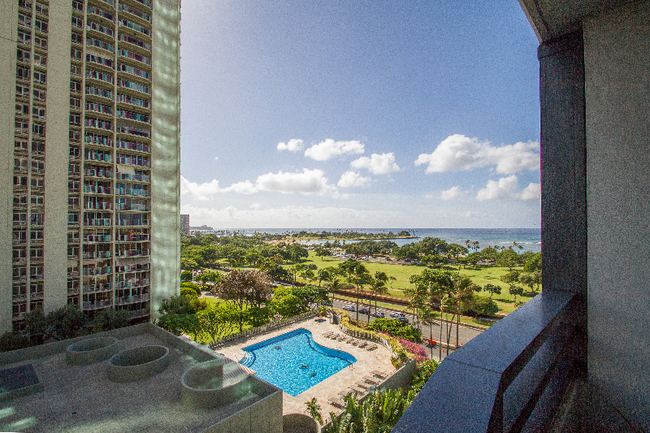 Foto del edificio - 1330 Ala Moana Blvd