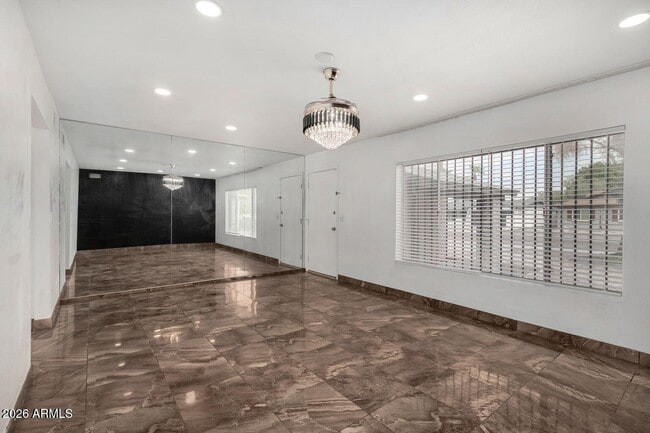 Foto del edificio - 4141 W Diana Ave