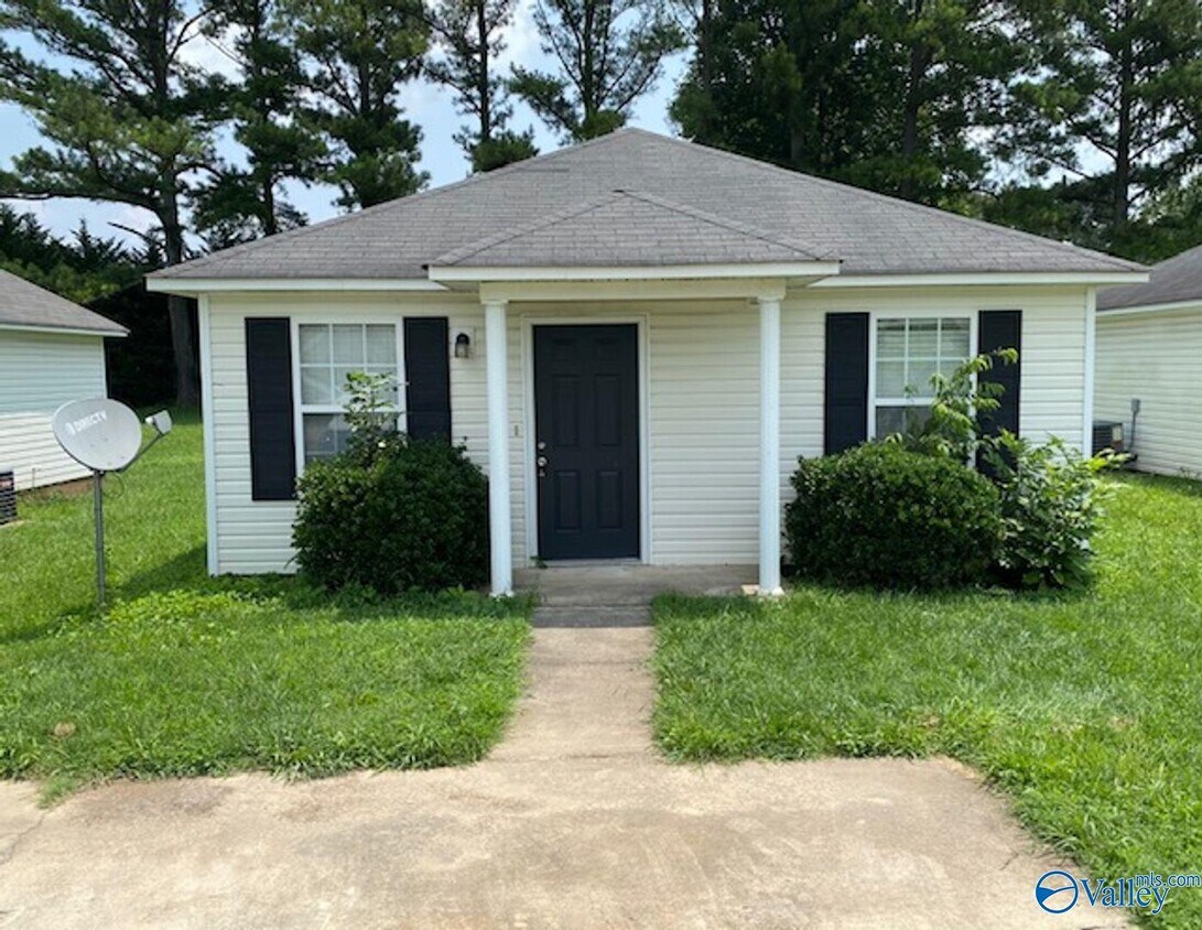 Primary Photo - 115 Ryland Ridge Cir