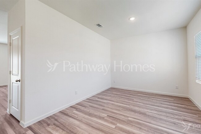 Foto del edificio - 1428 Ancer Wy