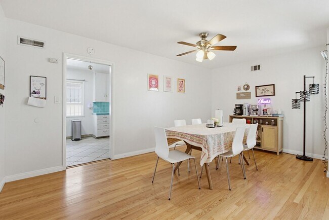 Foto del edificio - Spacious 5BR Home Near SDSU – Ideal for Students or Families