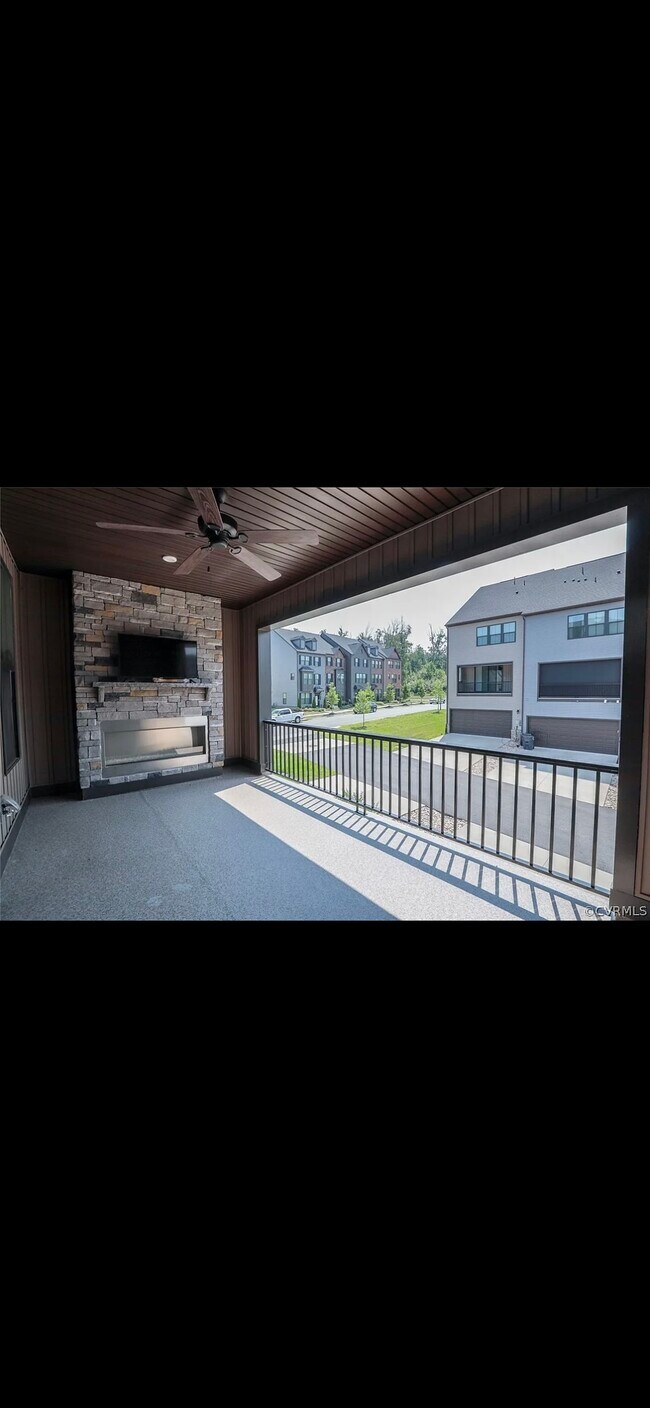 Building Photo - 14305 Colonyhouse Blvd