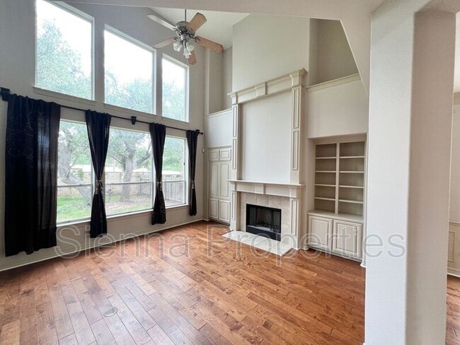 Building Photo - 11608 Spicewood Pkwy