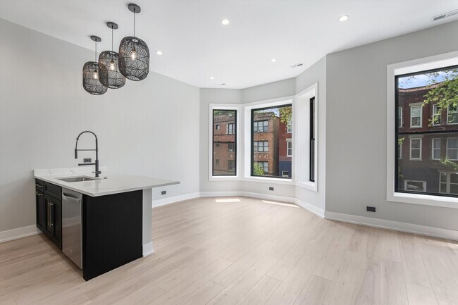 Foto del edificio - 1311 N Rockwell St