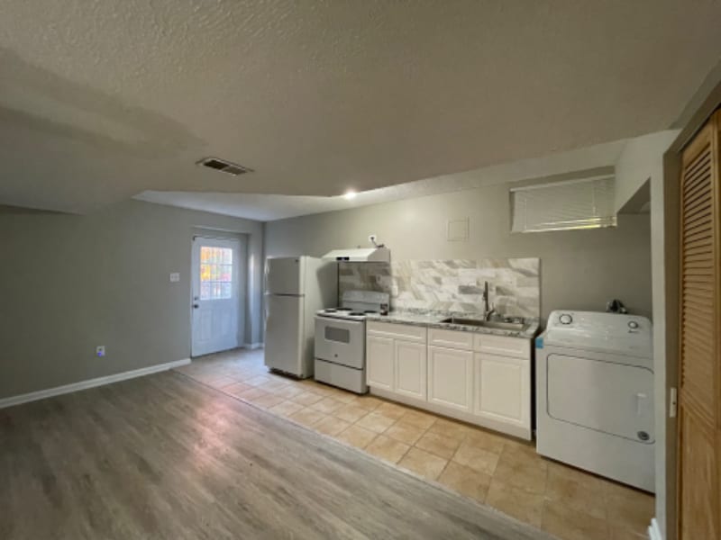 Primary Photo - 13209 Bangor Pl