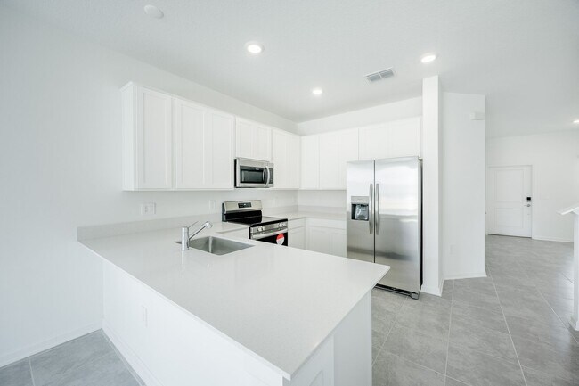 Building Photo - Brand New 3 bed/2.5 Townhome For Rent in W...