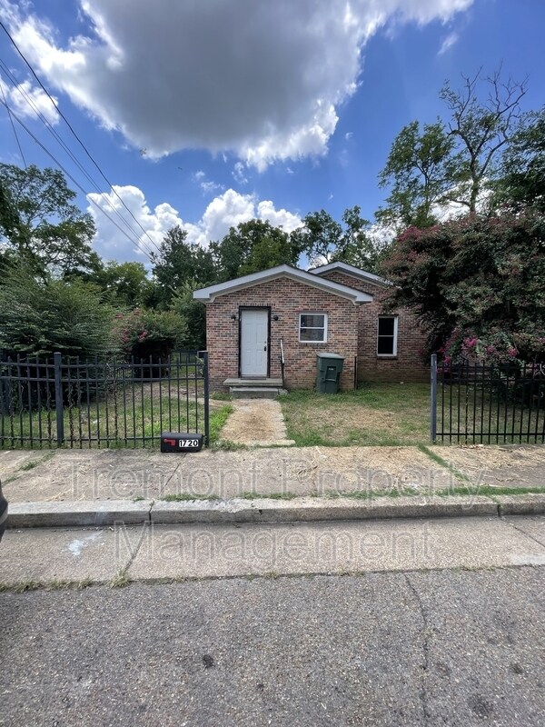 Photo - 1720 Portland Street