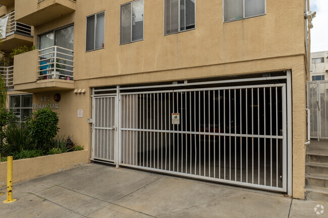 ¡Garaje - Irolostar Apartments