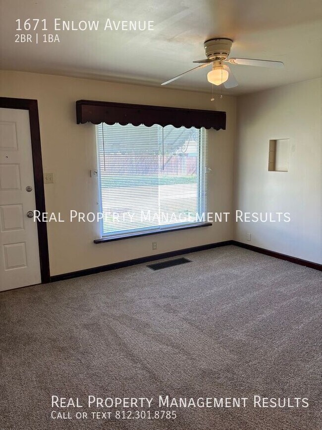 Foto del edificio - 1671 Enlow Ave