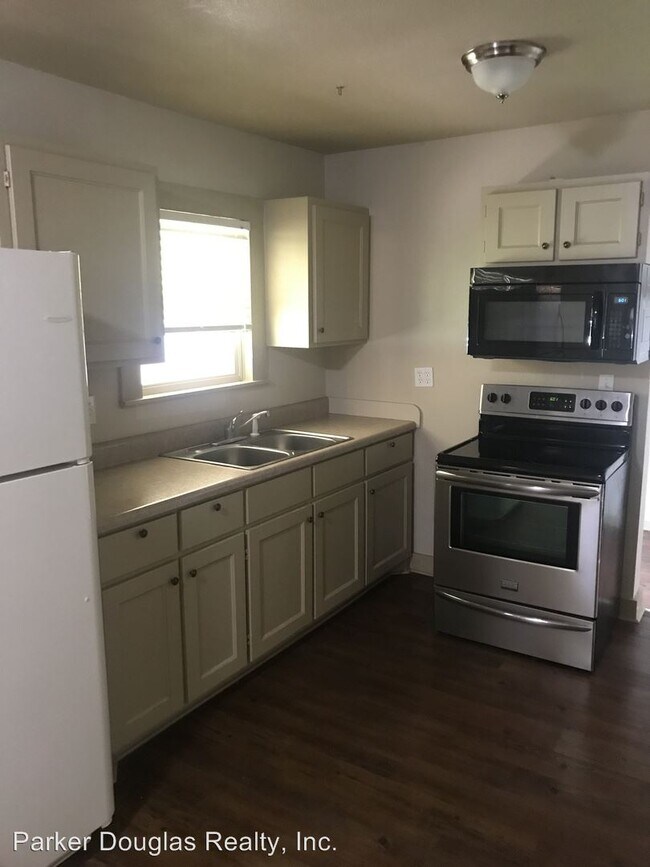 Foto del edificio - 2 br, 1 bath House - 707 South Street