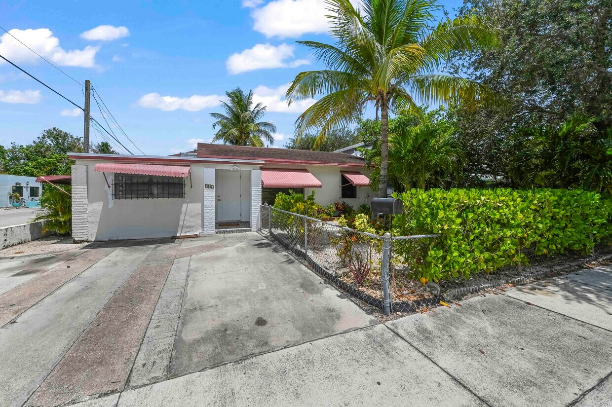 Foto principal - 930 N K St