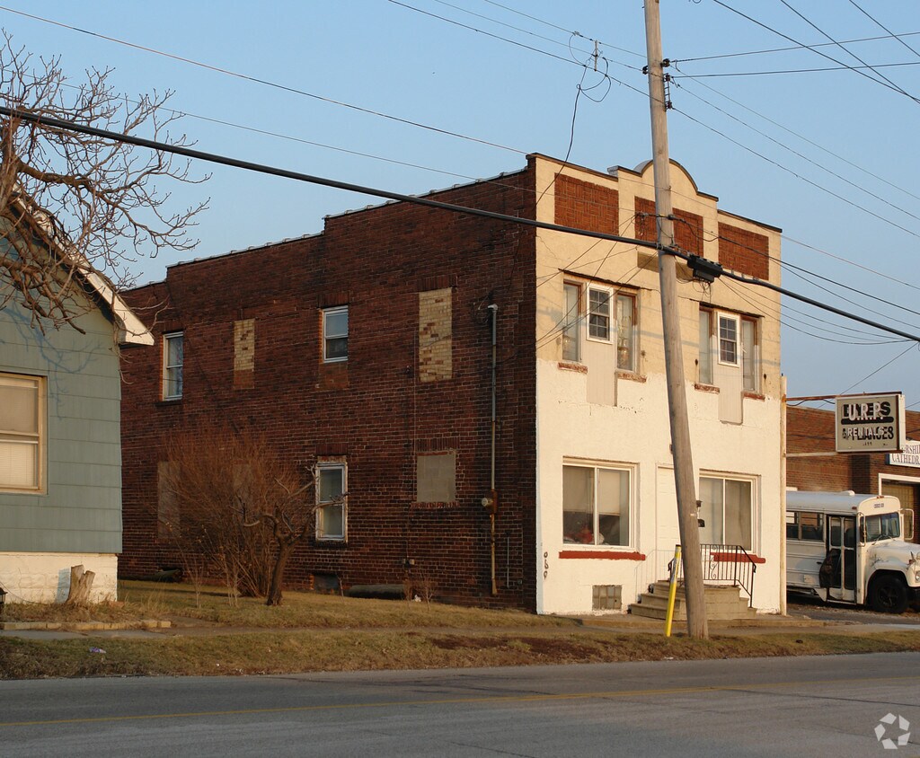 311 Colorado Ave, Lorain, OH 44052 Apartments in Lorain, OH