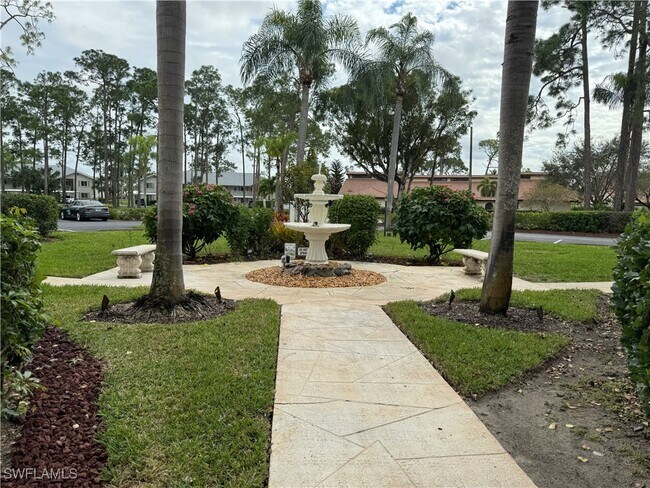 Foto del edificio - 605 Augusta Blvd