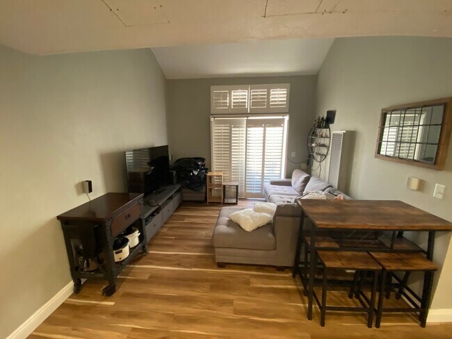 Living Room (furniture not included) - 327 Chestnut Ave