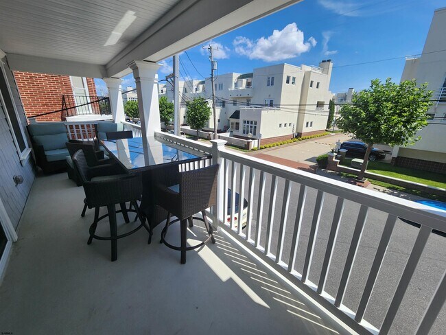 Foto del edificio - 7801 Atlantic Ave