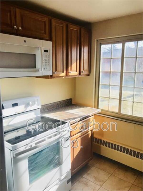Building Photo - 299 Beattie Ave