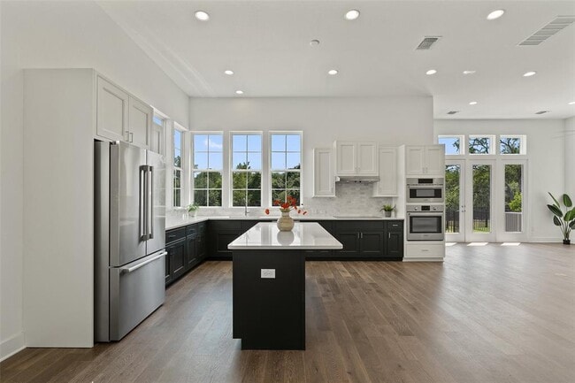 Building Photo - 4503 Grassland Dr