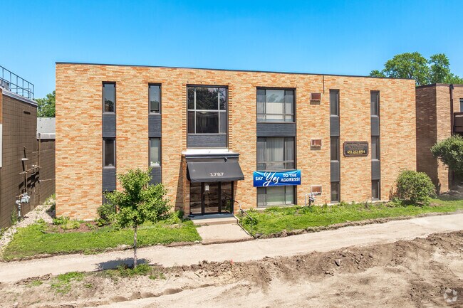 Foto del edificio - Groveland Terrace