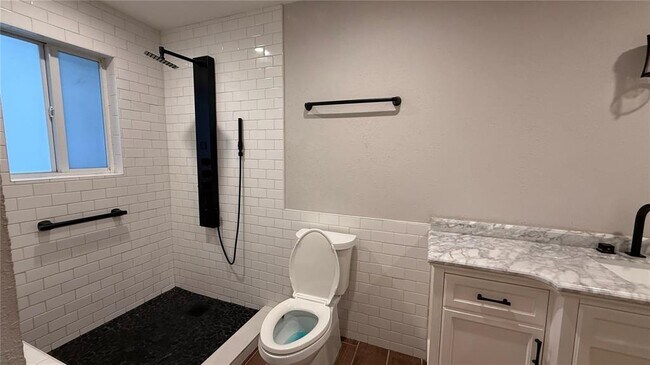 Foto del edificio - 5830 NW 7th Ct