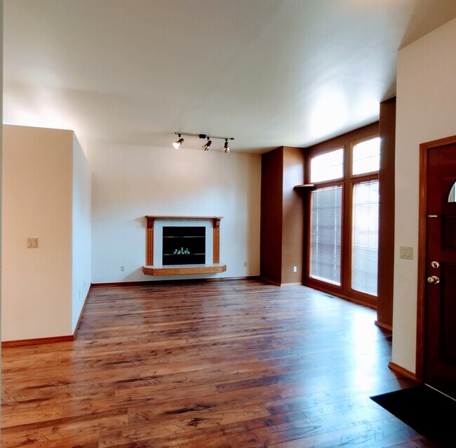 Foto del edificio - 5691 W Parapet Ct