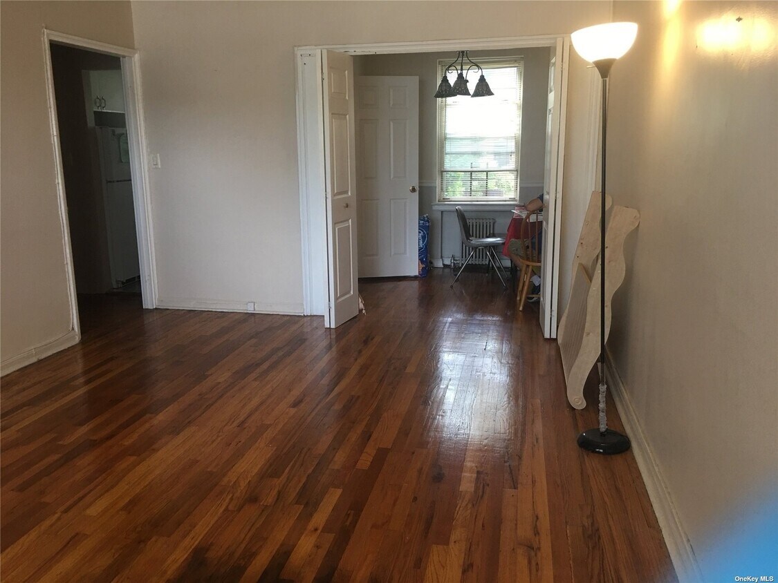 Primary Photo - 141-24 78th Ave