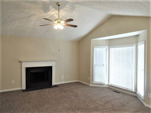 Building Photo - 55 Breckenridge Lane